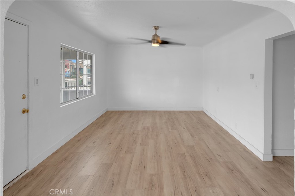 902 North Mayo Avenue Compton, CA 90221 - Photo 6 of 50