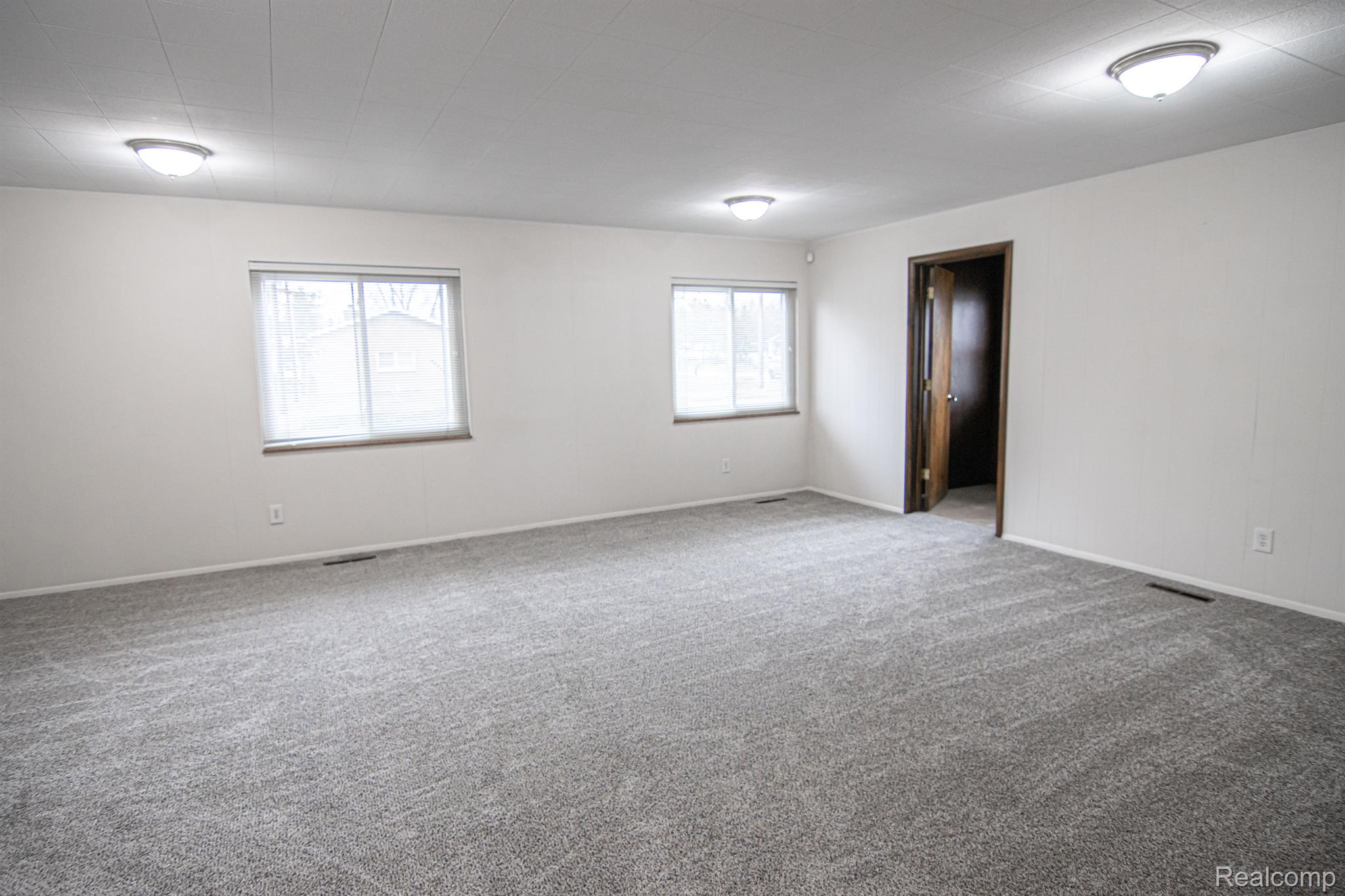 2183 Covert Road Burton, MI 48509 - Photo 13 of 21 Gallery Image 13