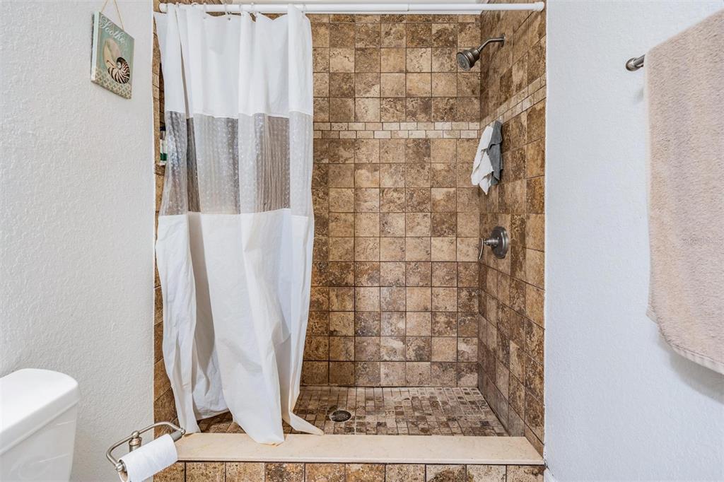 815 2nd Avenue Northwest Ruskin, FL 33570 - Photo 24 of 86