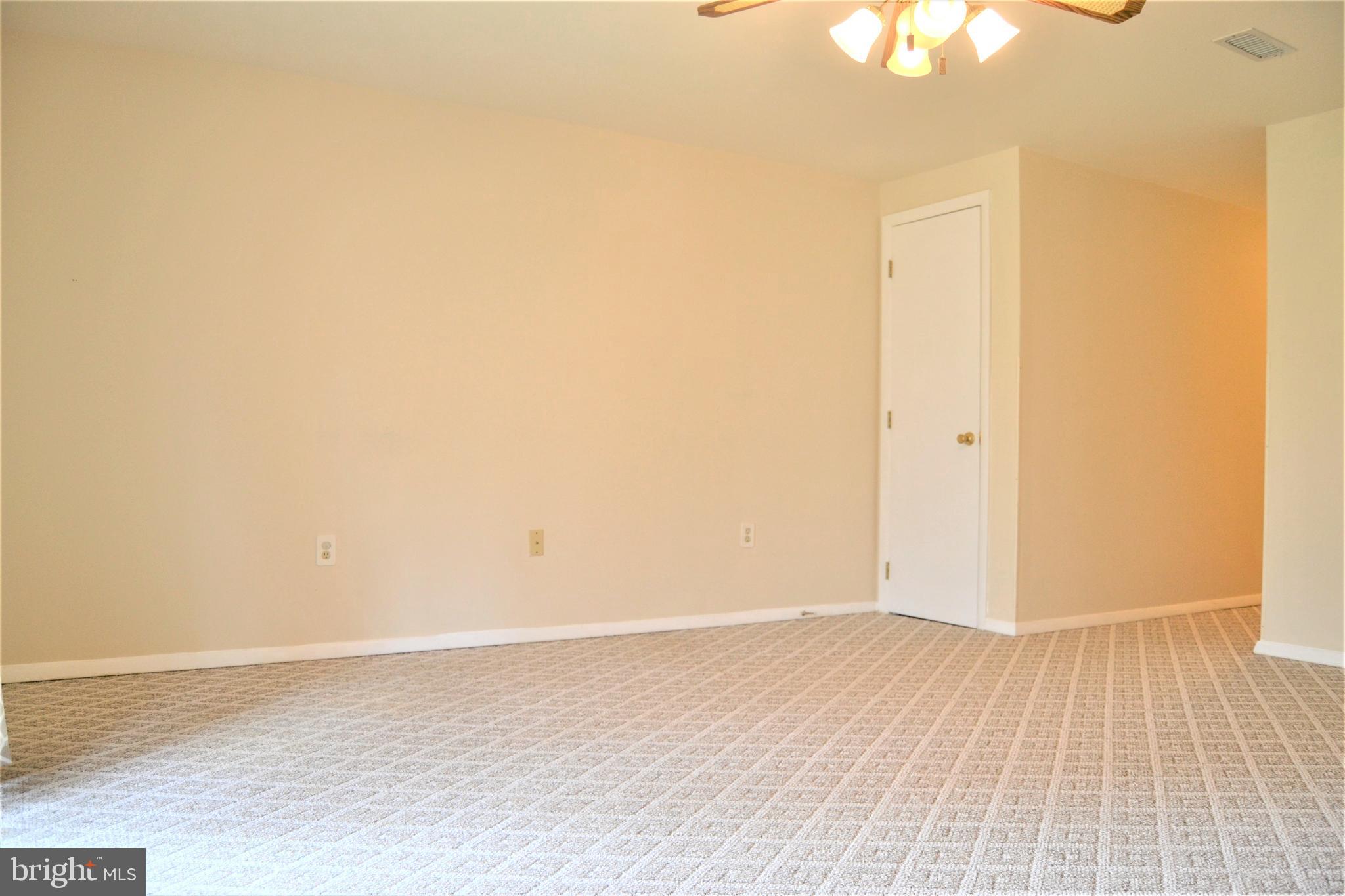 6952 Rockfield Road Baltimore, MD 21244 - Photo 18 of 40