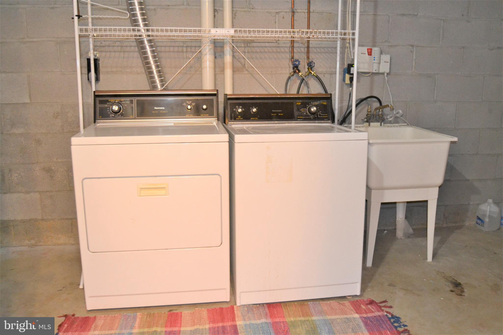 6952 Rockfield Road Baltimore, MD 21244 - Photo 24 of 40 Large laundry & storage room