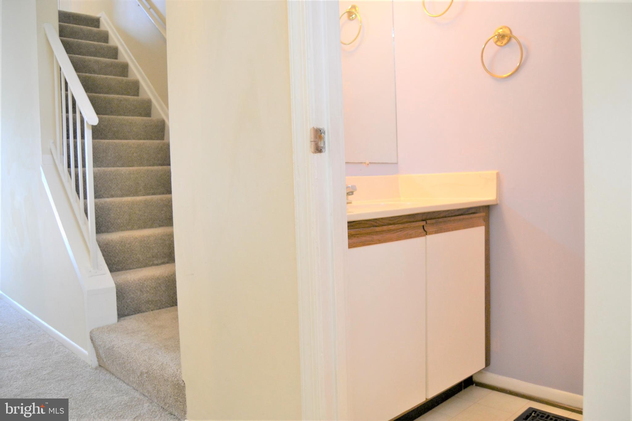 6952 Rockfield Road Baltimore, MD 21244 - Photo 26 of 40 Main level powder room