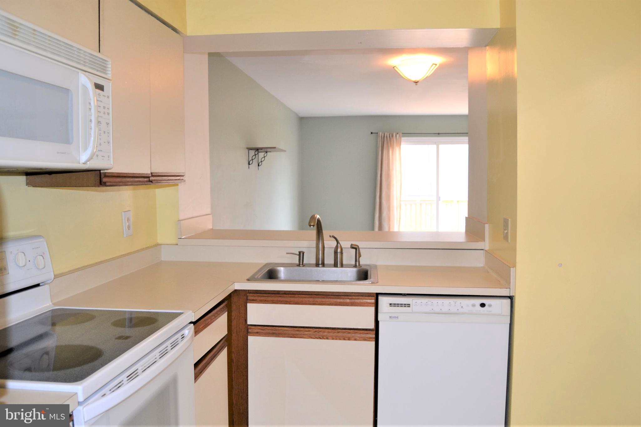 6952 Rockfield Road Baltimore, MD 21244 - Photo 8 of 40