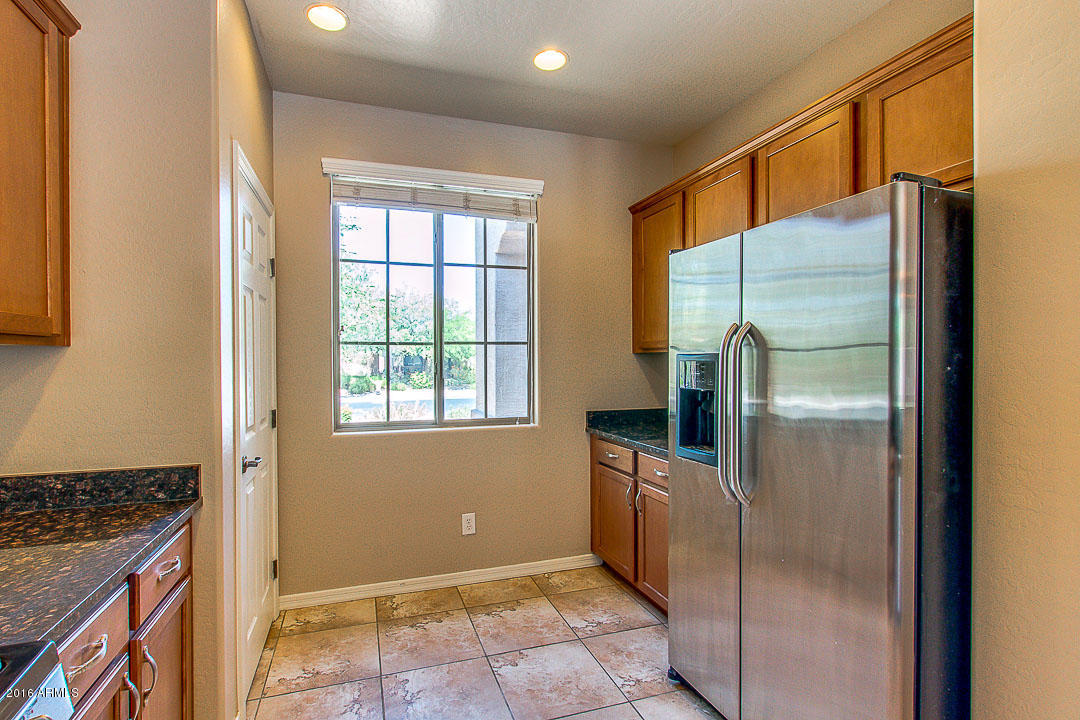 6895 West Ridgeline Road Peoria, AZ 85383 - Photo 8 of 36 08-Ridgeline