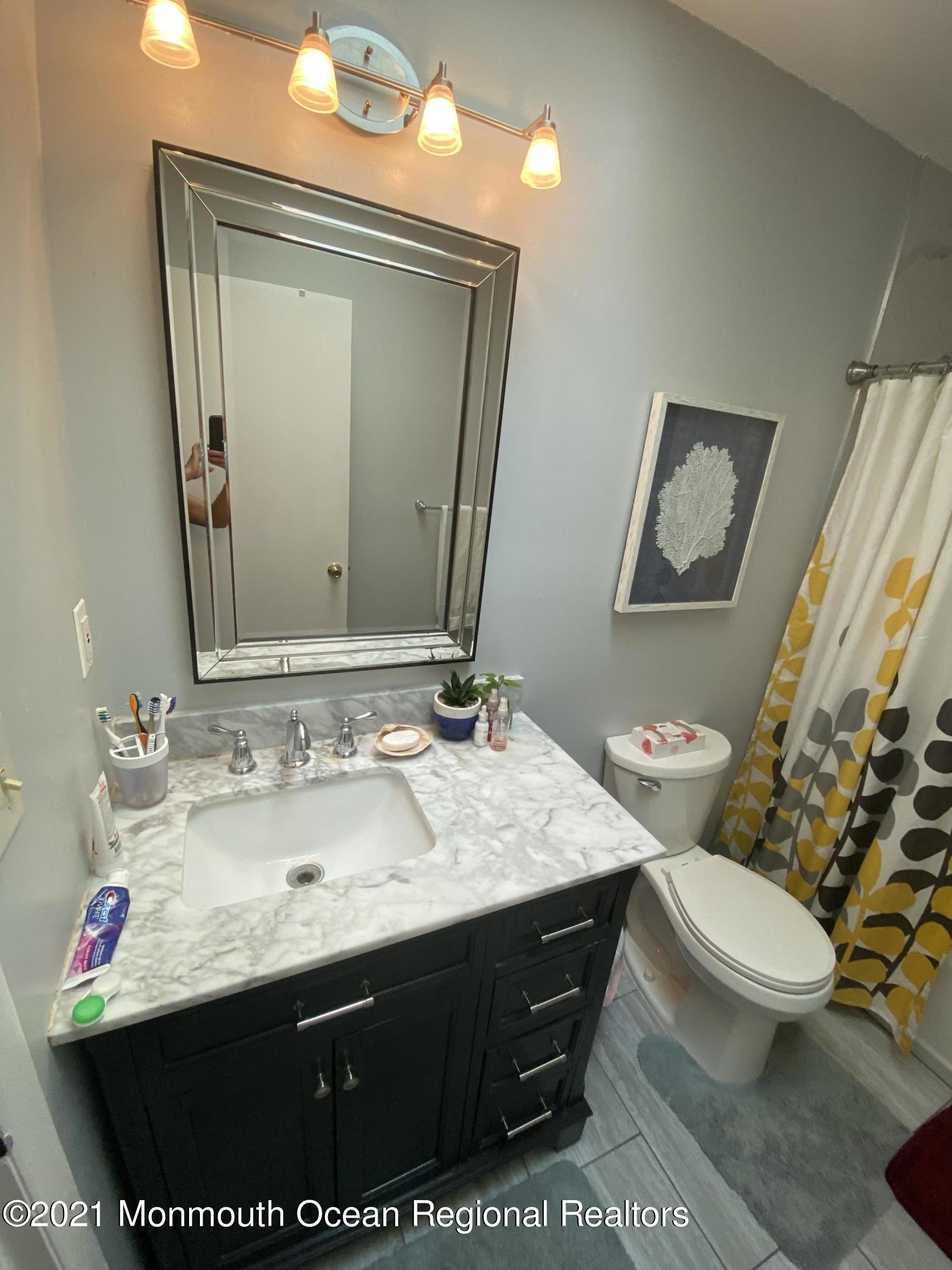 11 Cornwallis Road Toms River, NJ 08755 - Photo 25 of 44 CA79DBEA-EB8D-44EA-A538-AA0C3682179C