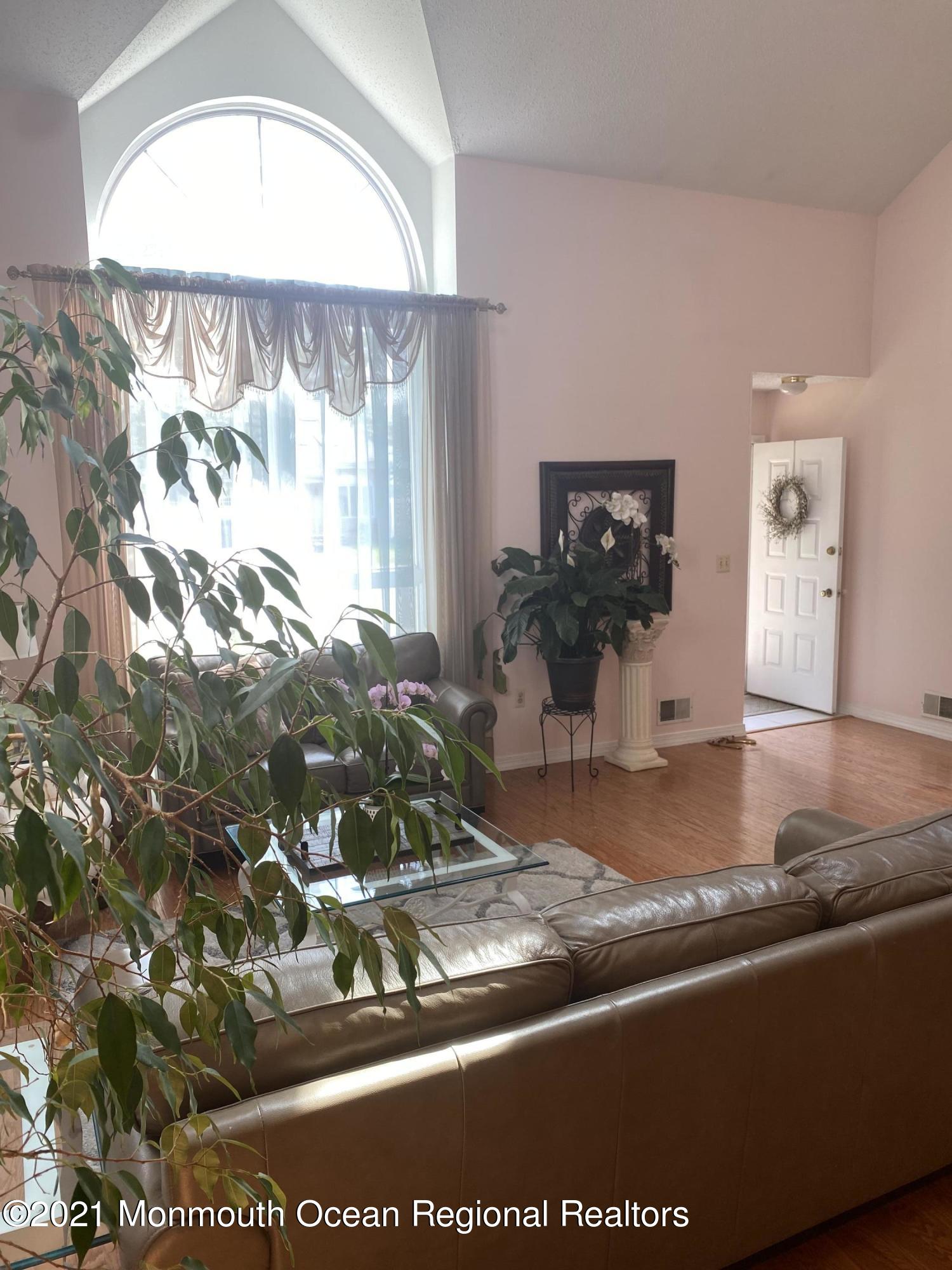 11 Cornwallis Road Toms River, NJ 08755 - Photo 6 of 44 DB31FD5D-07A9-4C37-8932-00340E6F1492