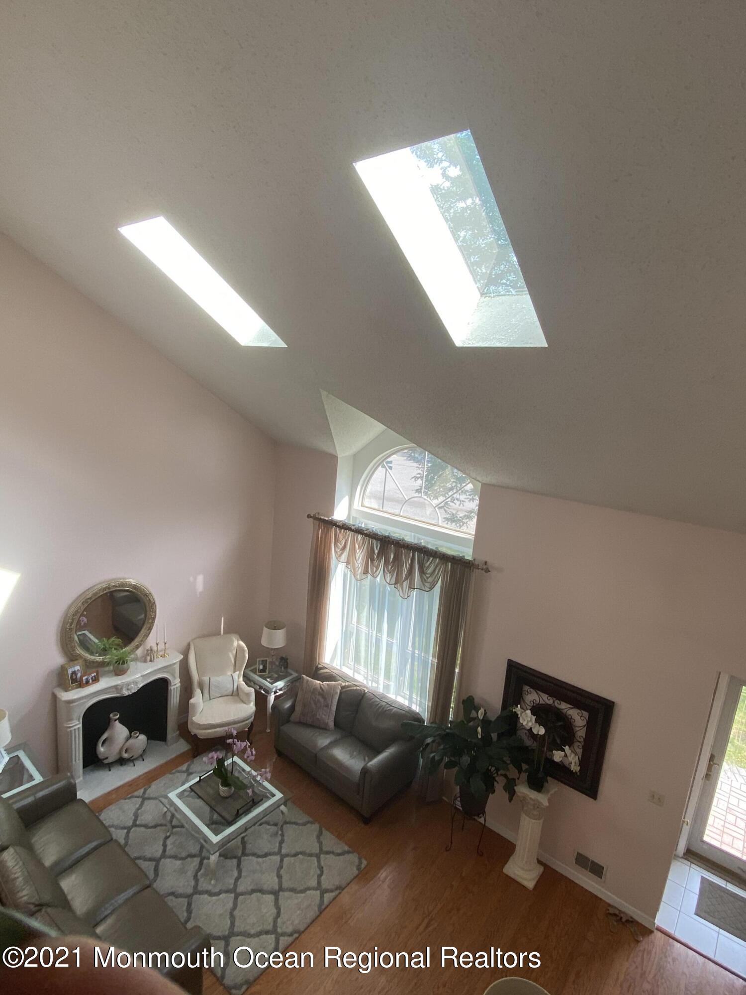 11 Cornwallis Road Toms River, NJ 08755 - Photo 8 of 44 70F046BB-CCCE-494D-9204-04D27985DCAD