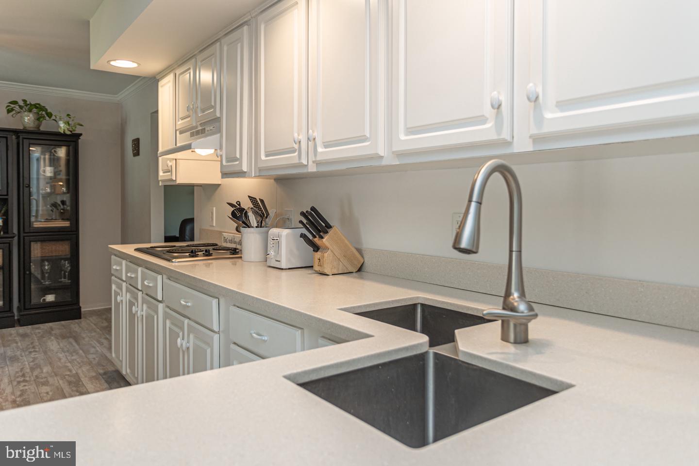 3698 Robin Road Furlong, PA 18925 - Photo 18 of 49 Kitchen