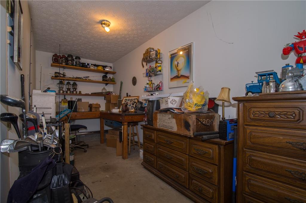 2441 Northwest Raintree Drive New Castle, IN 47362 - Photo 25 of 31 Gallery Image 25