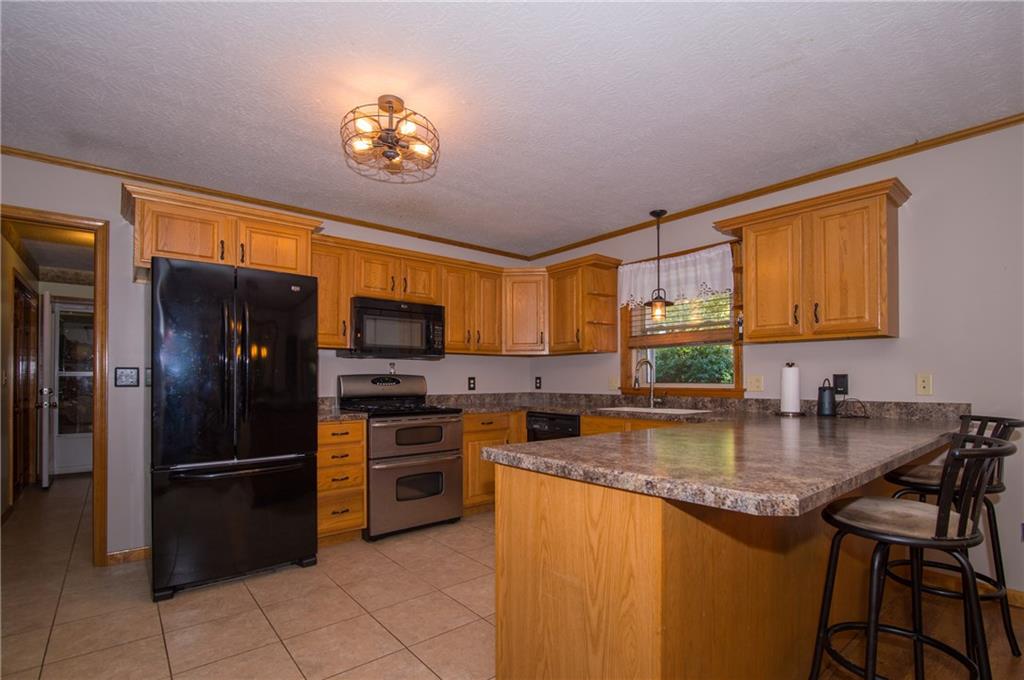 2441 Northwest Raintree Drive New Castle, IN 47362 - Photo 10 of 31 Gallery Image 10