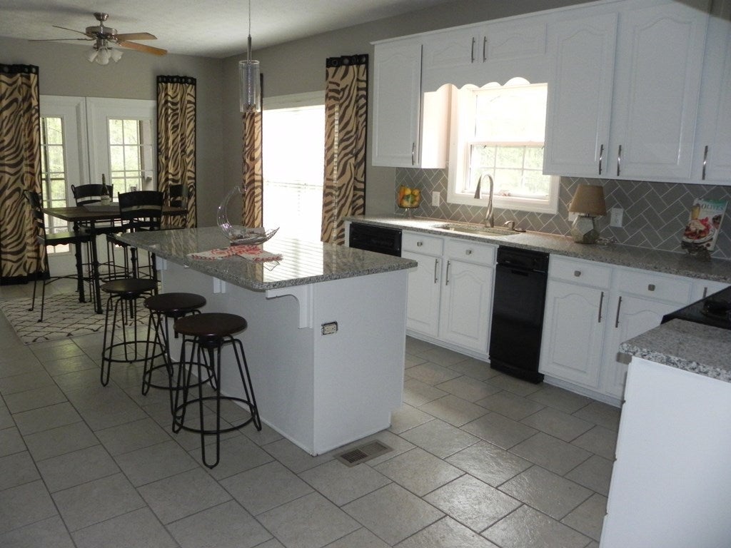 2027 Windway Road Auburn, AL 36830 - Photo 9 of 41 Gallery Image 9