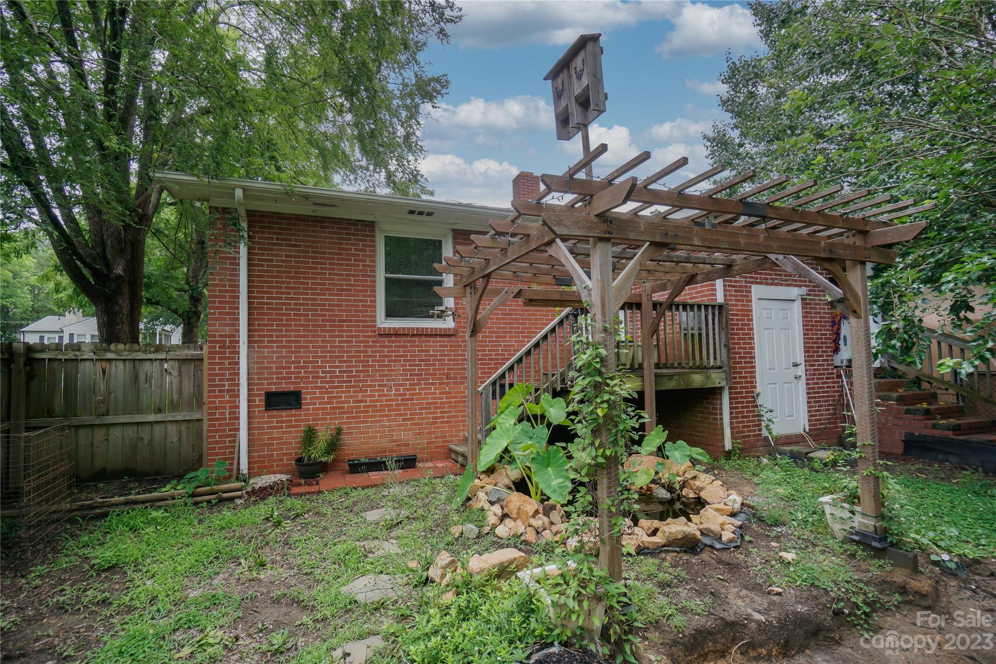 720 Flint Street Rock Hill, SC 29730 - Photo 20 of 20 a backyard of a house with lots of green space