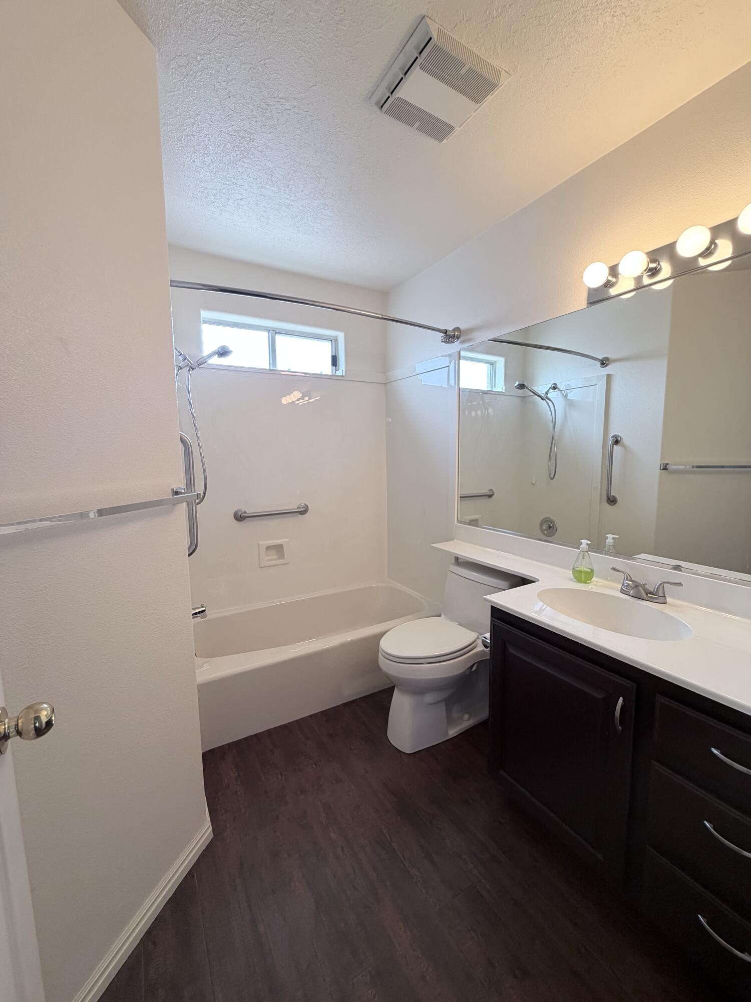 1055 East 900 South, Unit 95 St. George, UT 84790 - Photo 8 of 9 Guest Bath