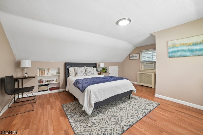 46 Phyllis Road West Orange, NJ 07052 - Photo 17 of 27