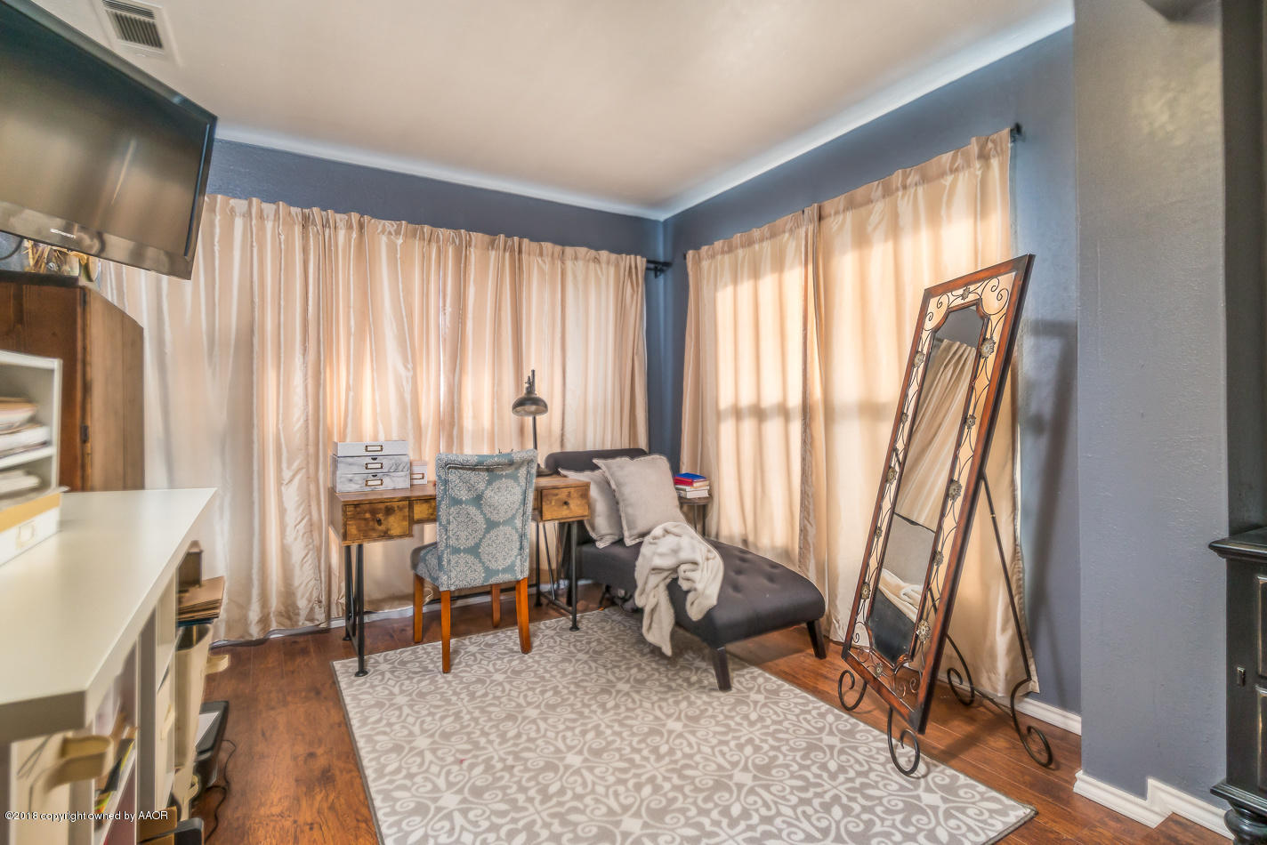6707 Falcon Road Amarillo, TX 79109 - Photo 13 of 26 Master Sitting Area