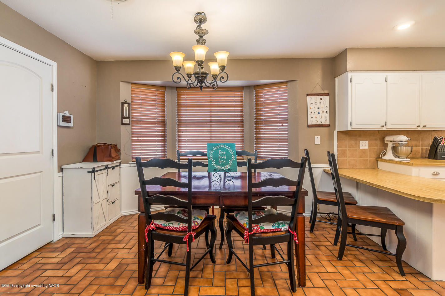 6707 Falcon Road Amarillo, TX 79109 - Photo 7 of 26 Dining Area