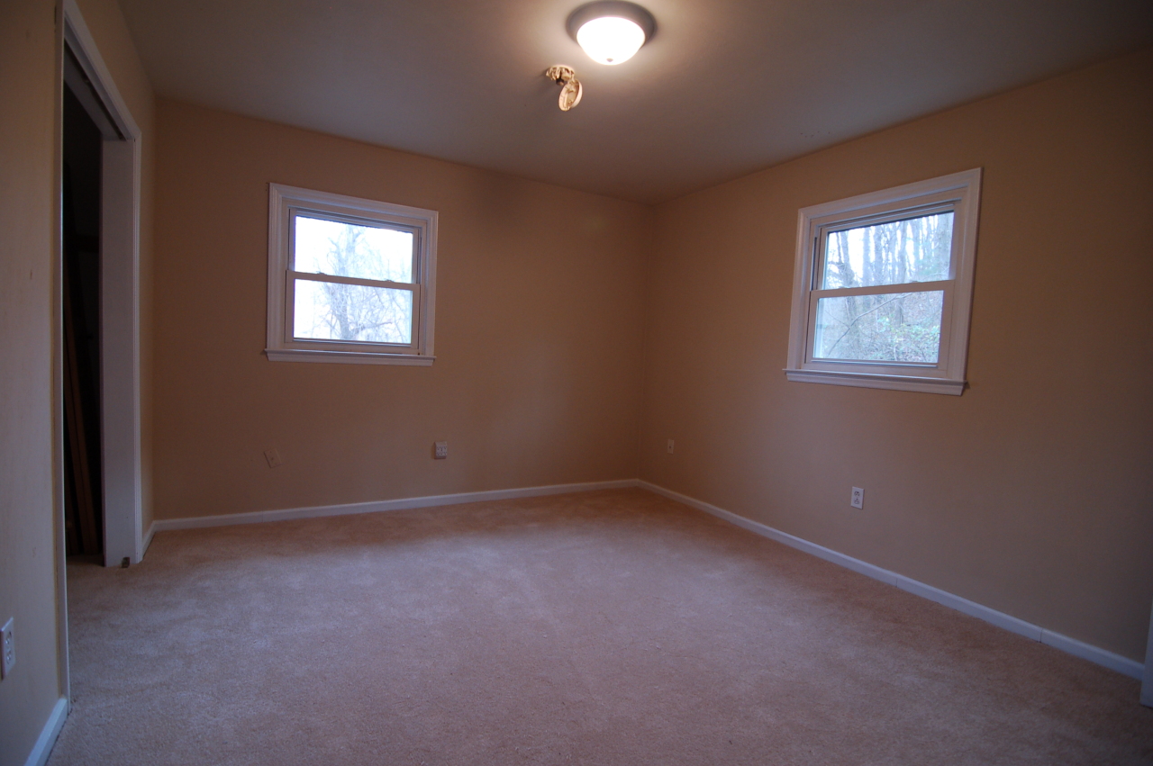 1100 Shady Run Road Vinton, VA 24179 - Photo 9 of 17 Master
