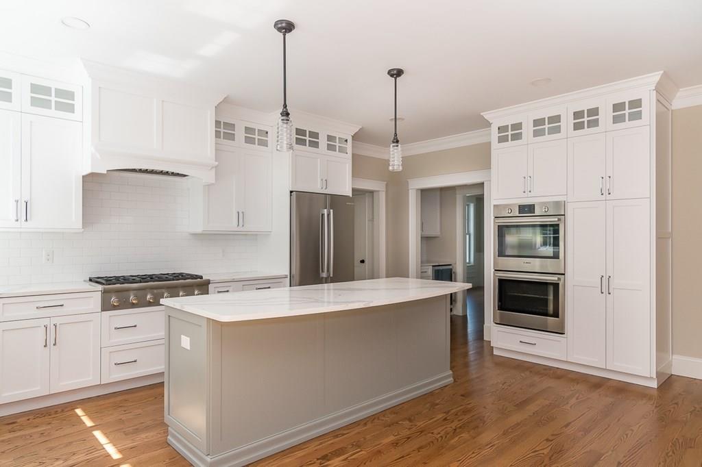 30 Longacre Road Needham, MA 02492 - Photo 3 of 24