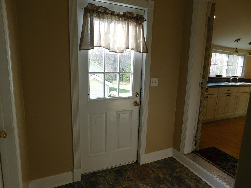 1978 Colemans Ferry Road Randolph, VA 23962 - Photo 15 of 45 Gallery Image 15