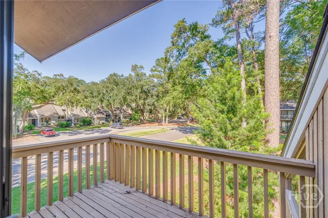 $595,000 | 28 Dame Kathryn Drive, Savannah, GA 31411