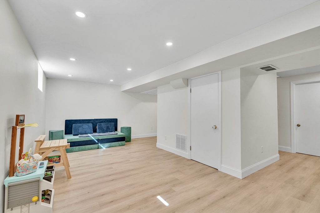 17 Ransom Road Framingham, MA 01702 - Photo 39 of 42