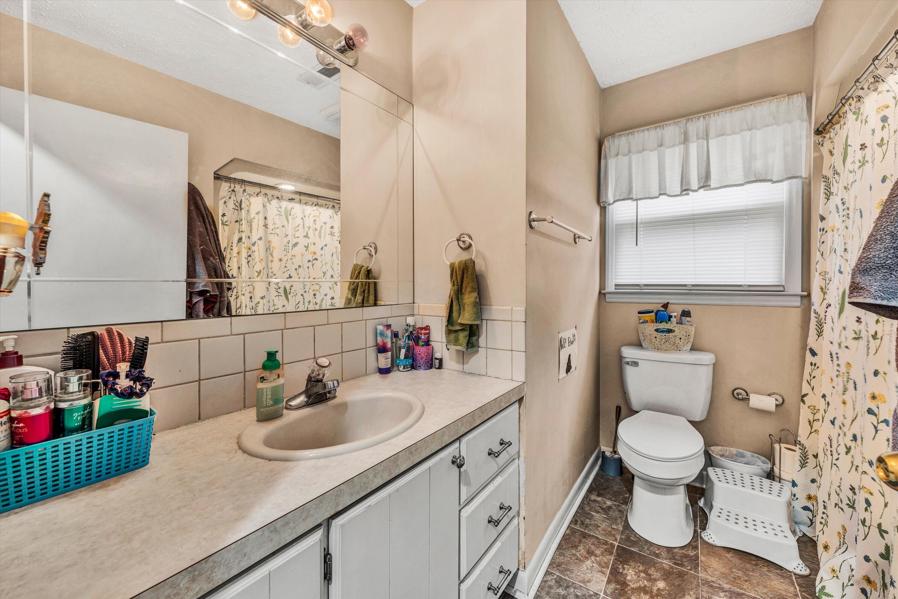 81 Mockingbird Road Boones Mill, VA 24065 - Photo 13 of 18 Full Bath - Hall