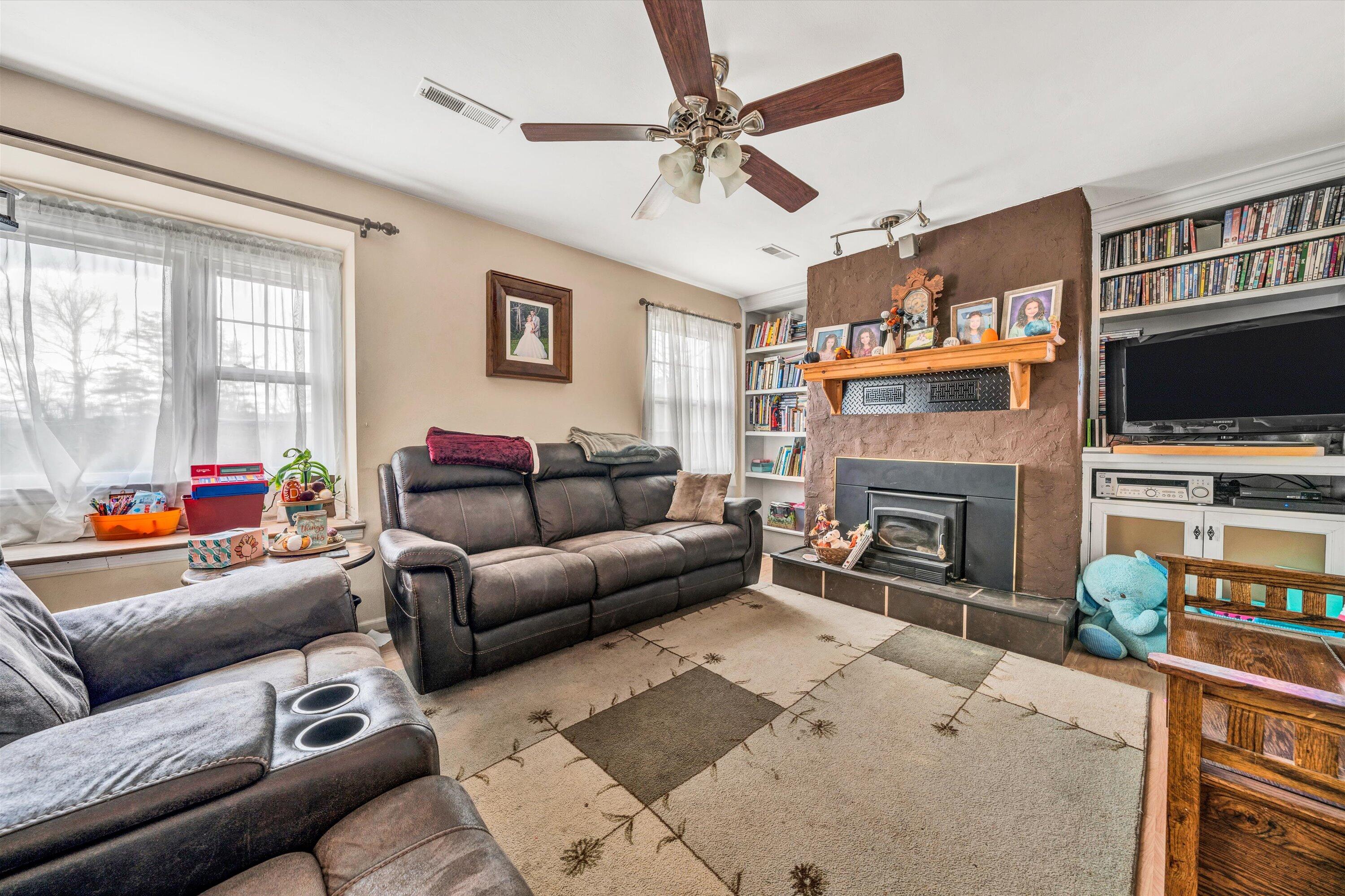 81 Mockingbird Road Boones Mill, VA 24065 - Photo 3 of 18 Family Room