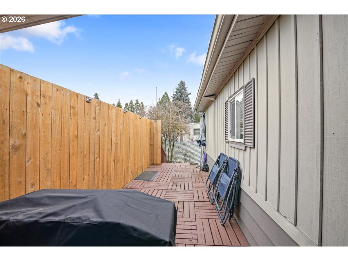 5355 River Road North, Unit 60 Keizer, OR 97303 - Photo 25 of 29 a view of balcony with furniture