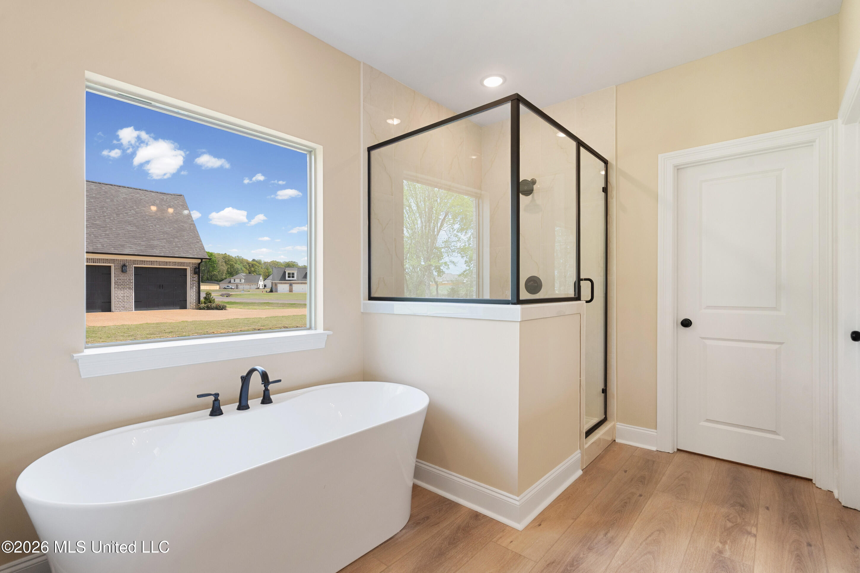 1650 Ashtons Lane Hernando, MS 38632 - Photo 18 of 38 Primary Bathroom