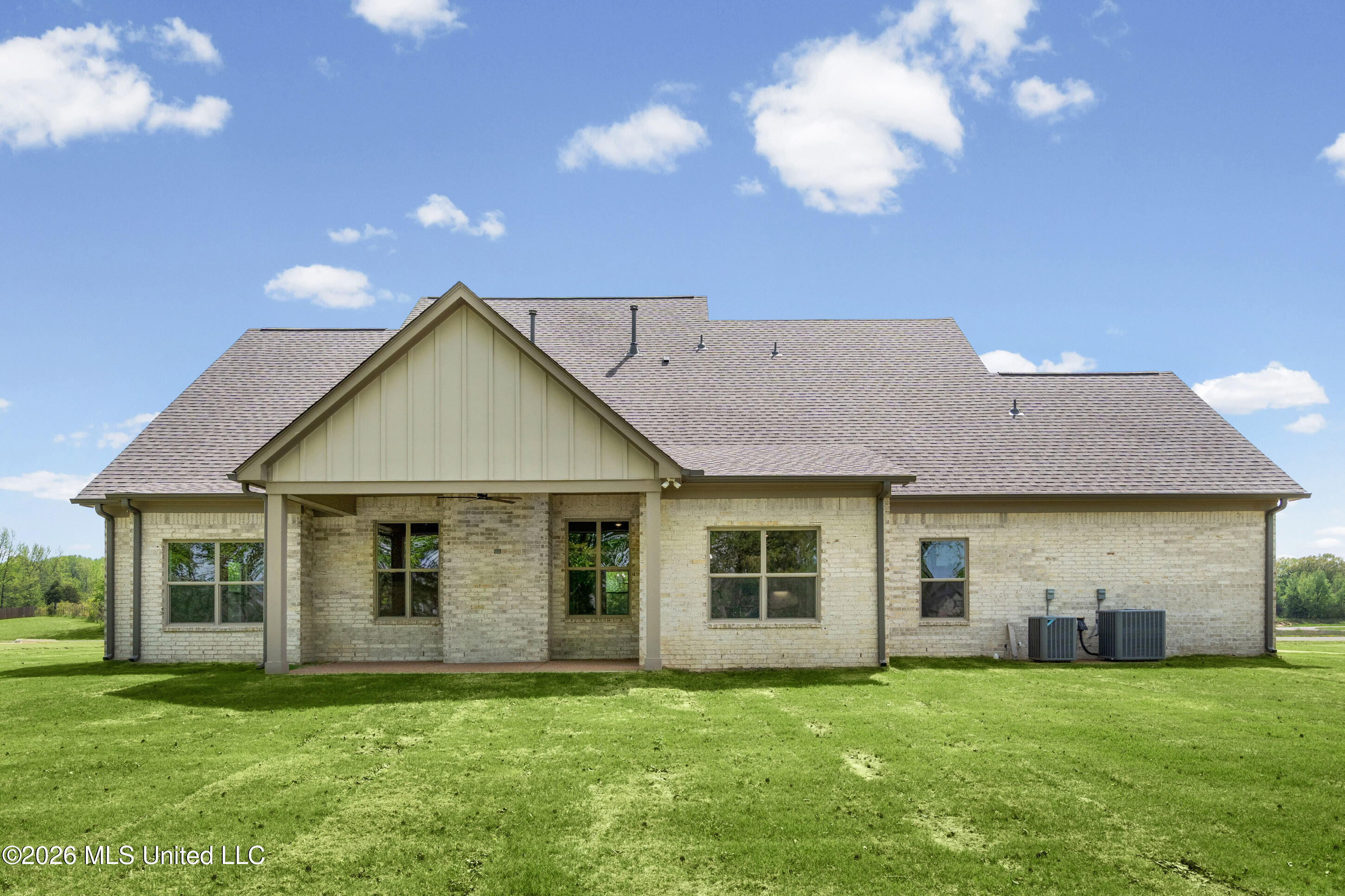 1650 Ashtons Lane Hernando, MS 38632 - Photo 33 of 38 Back View