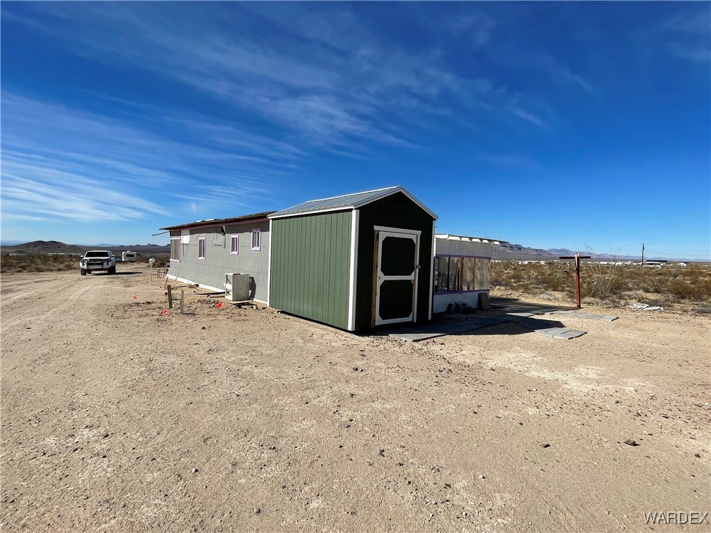 14360 Aripine Road Yucca, AZ 86438 - Photo 27 of 33 a view of a terrace view
