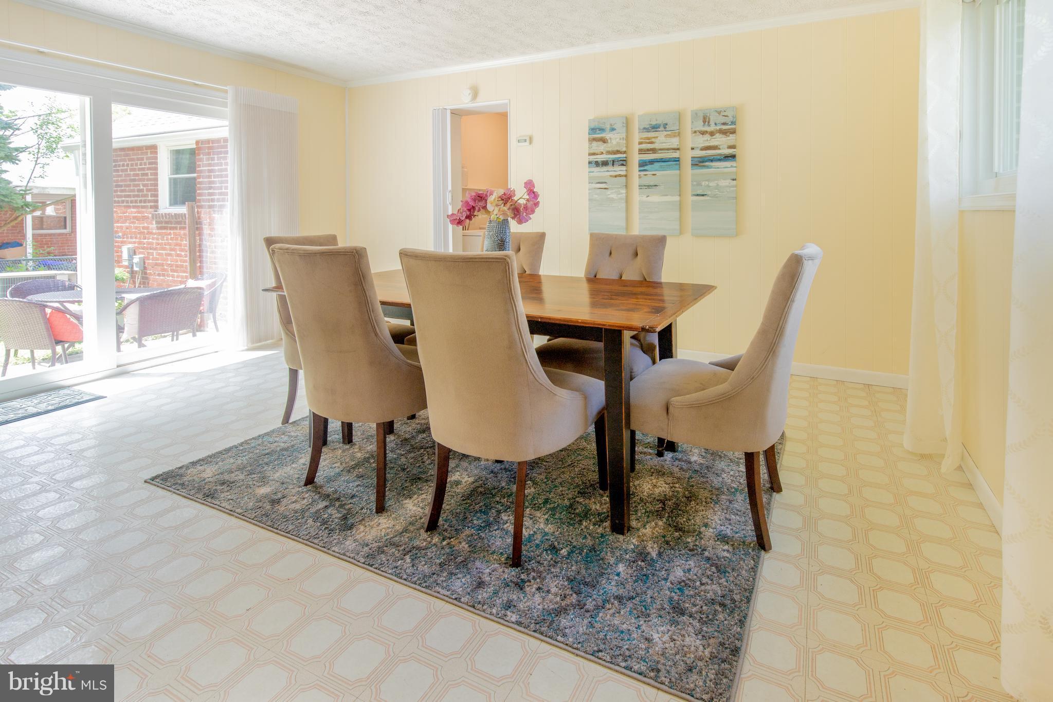 12715 Gould Road Silver Spring, MD 20906 - Photo 11 of 30 Family Room