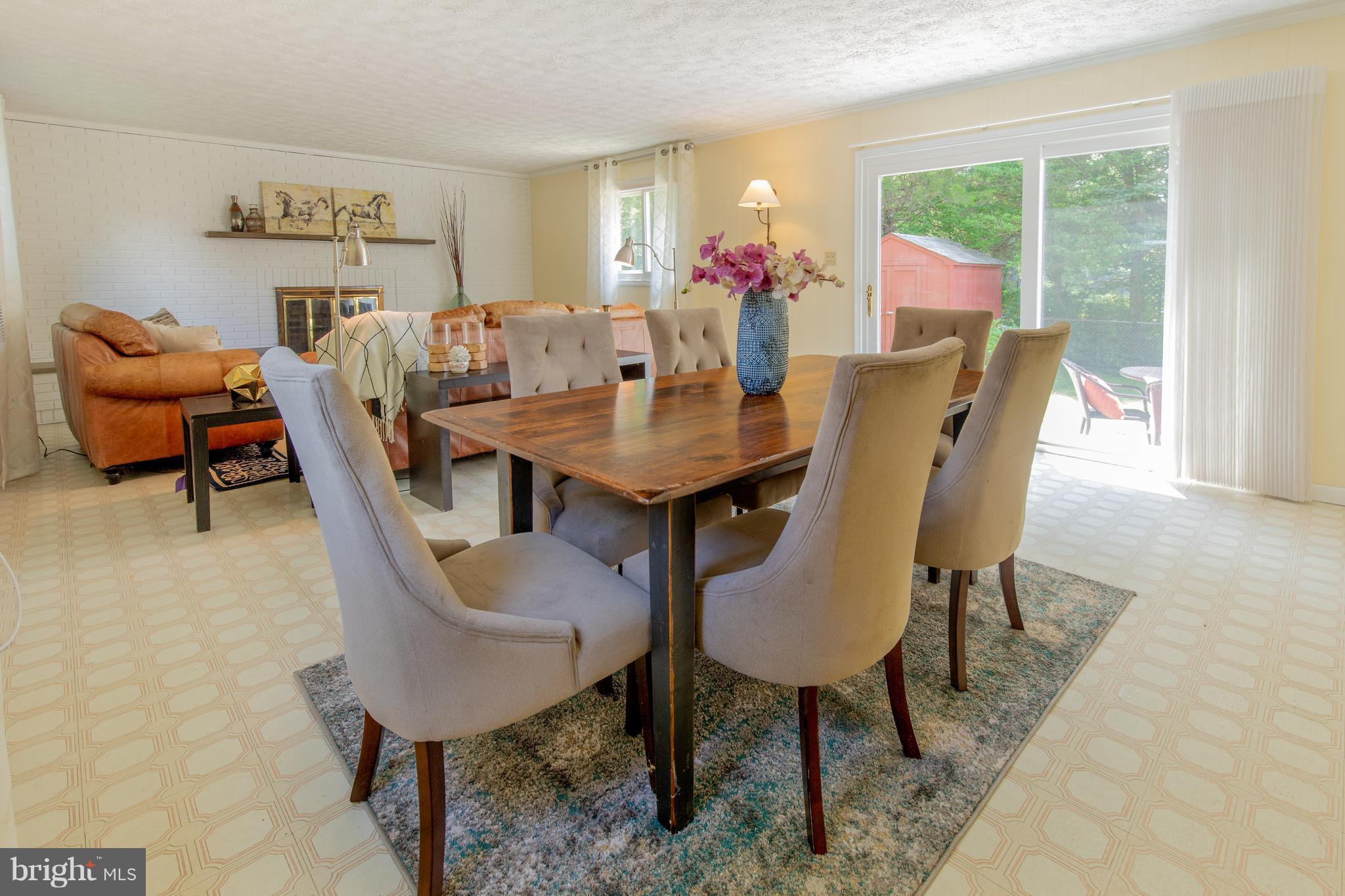 12715 Gould Road Silver Spring, MD 20906 - Photo 10 of 30 Family Room