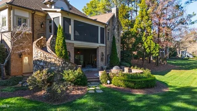 a living room with lots of furniture and a rug
