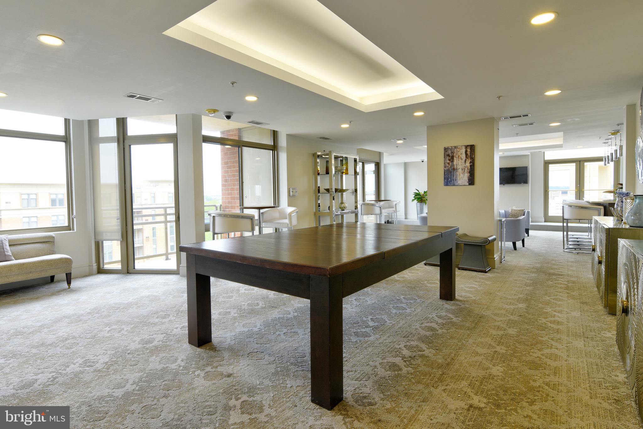 3600 South Glebe Road, Unit 414W Arlington, VA 22202 - Photo 23 of 28 Community Room