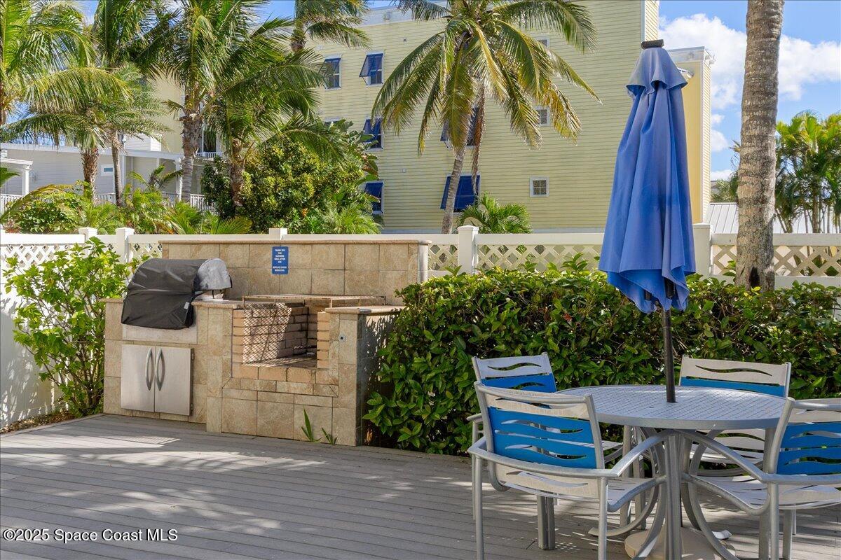 1 8th Avenue, Unit 1403 Indialantic, FL 32903 - Photo 65 of 69 community grills