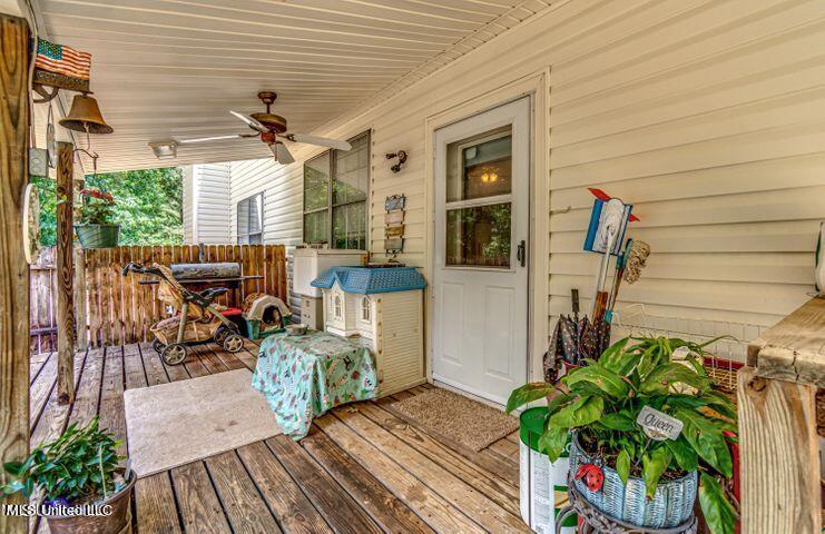 4156 Raymond Road Hazlehurst, MS 39083 - Photo 17 of 45 Back Porch