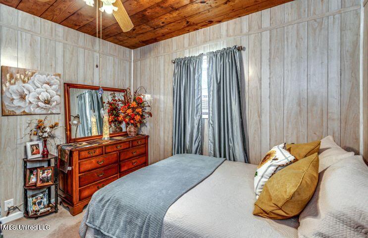 4156 Raymond Road Hazlehurst, MS 39083 - Photo 40 of 45 Guest Room
