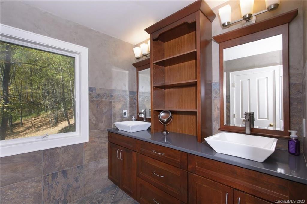 2512 Blackberry Road Boone, NC 28607 - Photo 18 of 38 Gallery Image 18