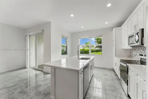 $535,000 | 552 Parsons Way, Deerfield Beach, FL 33442