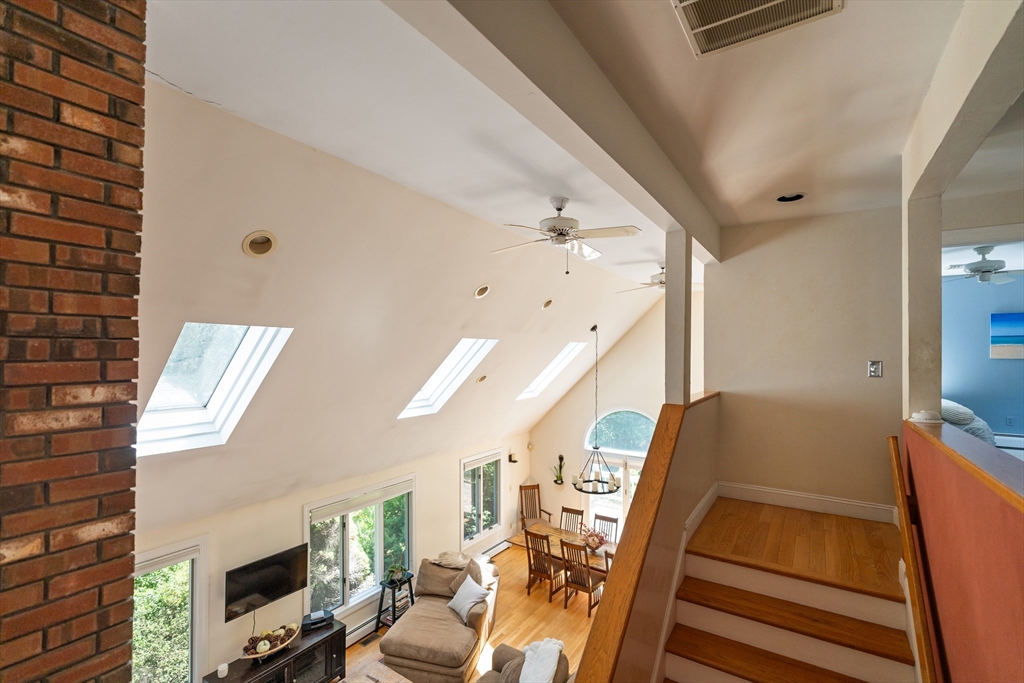 39 Stuart Road Rochester, MA 02770 - Photo 15 of 32 Gallery Image 15