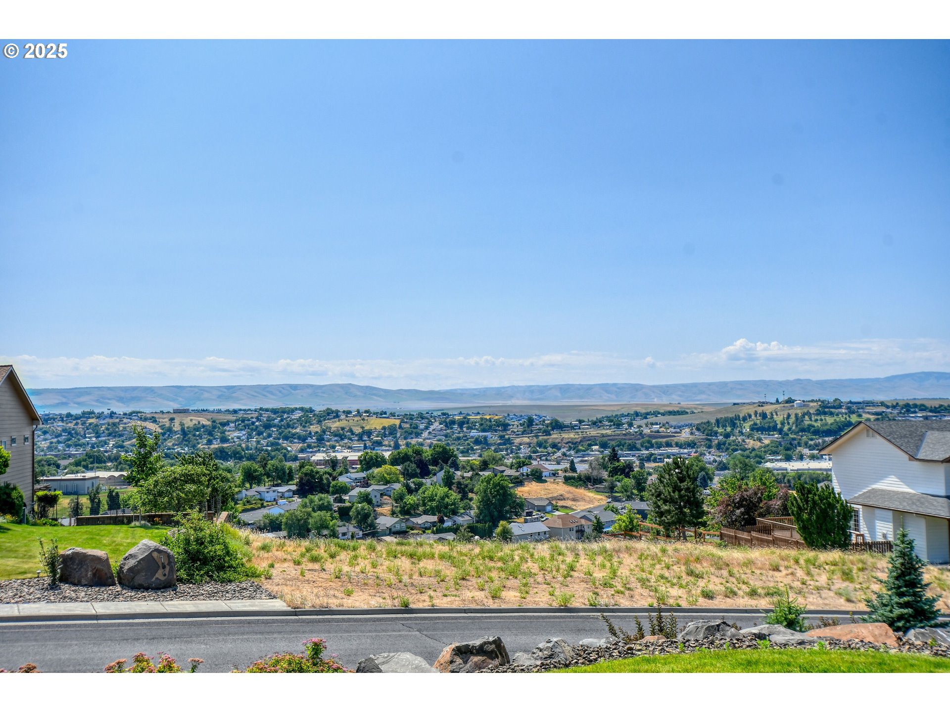 755 Northwest 23rd Street Pendleton, OR 97801 - Photo 5 of 48 Gallery Image 5