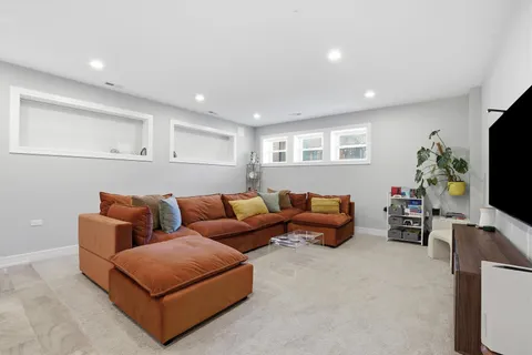 $1,050,000 | 1635 North Central Park Avenue, Chicago, IL 60647