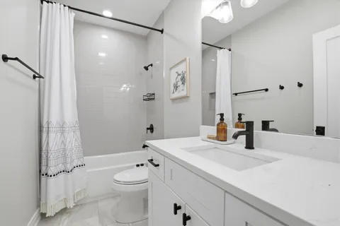 $1,050,000 | 1635 North Central Park Avenue, Chicago, IL 60647