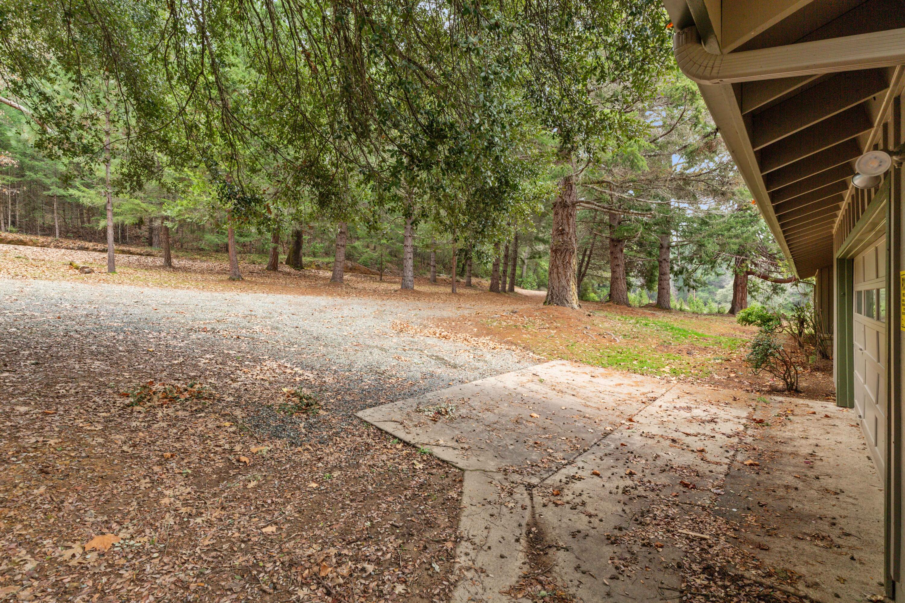 2639 Cheney Creek Road Grants Pass, OR 97527 - Photo 29 of 34 30