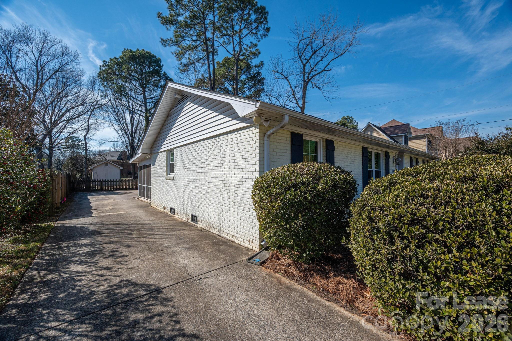 4600 Castleton Road Charlotte, NC 28211 - Photo 27 of 29