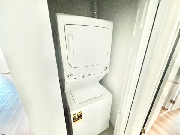 $2,000 | 199 Heather Croft, Unit 199, Egg Harbor Township, NJ 08234