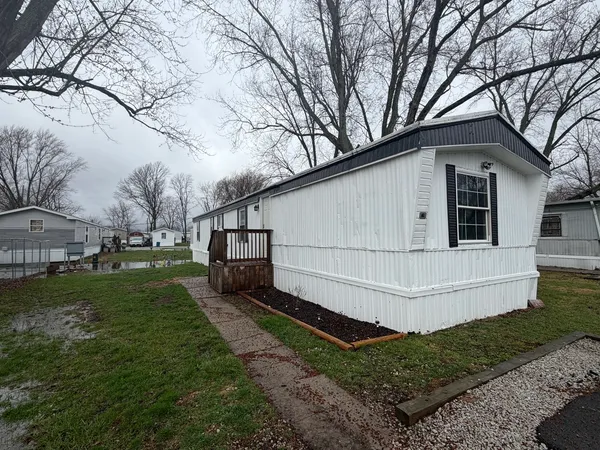$37,500 | 300 Spelter Avenue, Unit 79, Danville, IL 61832