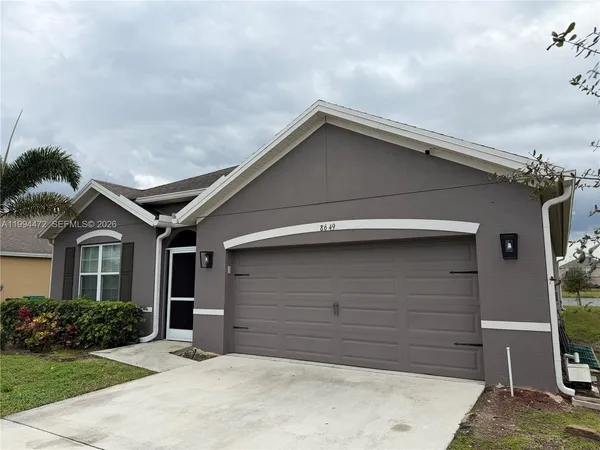 $4,200 | 8649 Cobblestone Drive, Unit 8649, Fort Pierce, FL 34945