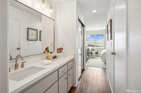 $775,000 | 15 Red Rock Way, Unit 202N, San Francisco, CA 94131